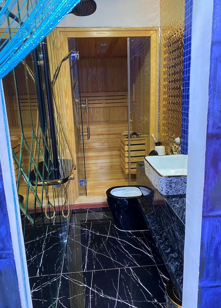 Oyo 1214 Hoang Gia Athena Hotel