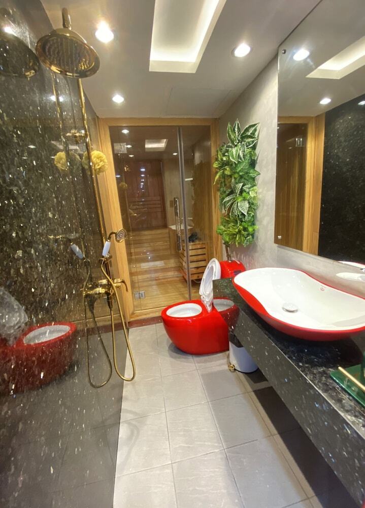 Oyo 1214 Hoang Gia Athena Hotel