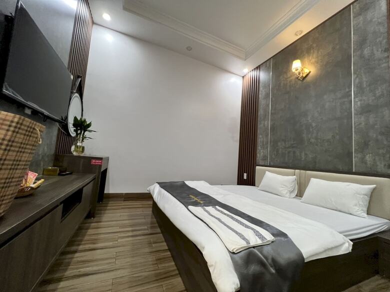 Hotel Oyo 1178 Chau Anh Motel