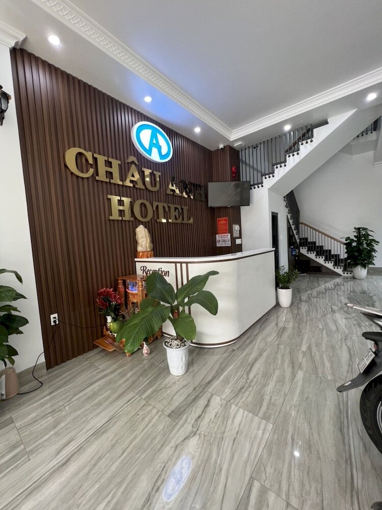 Hotel Oyo 1178 Chau Anh Motel
