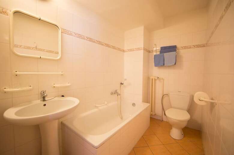 Hotel L�ze?sk� L�?ebna M�nes