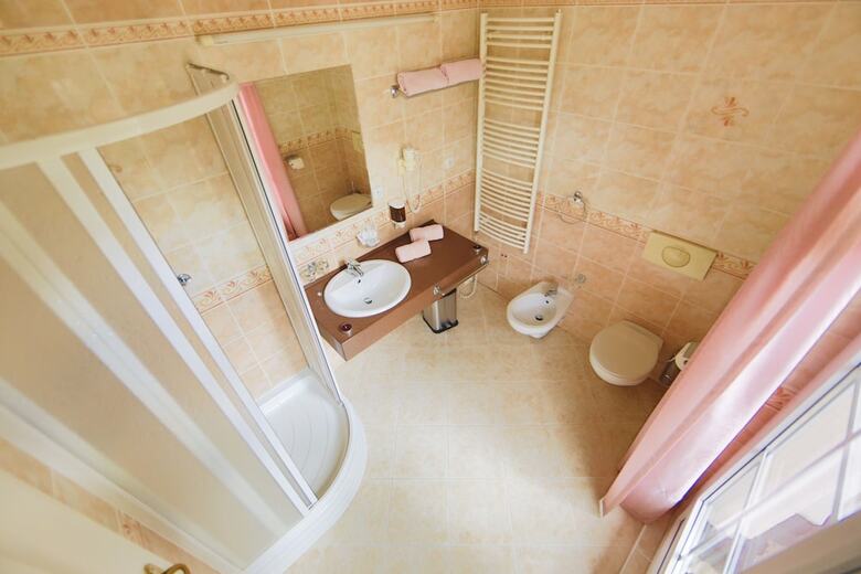 Hotel L�ze?sk� L�?ebna M�nes