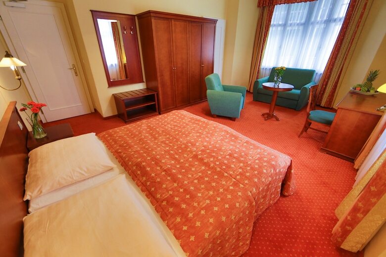 Hotel L�ze?sk� L�?ebna M�nes