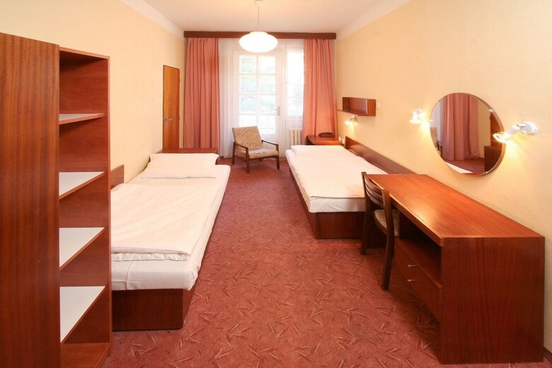 Hotel L�ze?sk� L�?ebna M�nes