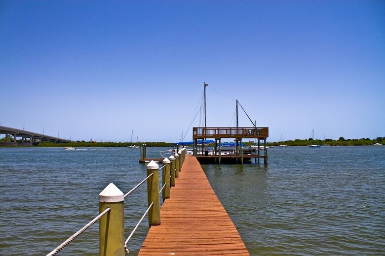 Night Swan Intracoastal B&B