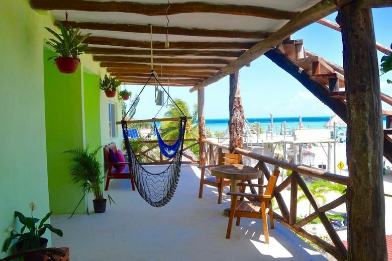 Hotel La Chaya