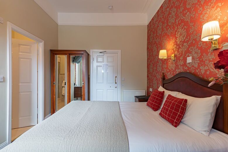 Egans Guest House