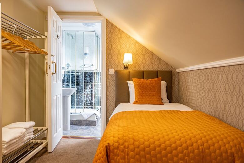 Egans Guest House