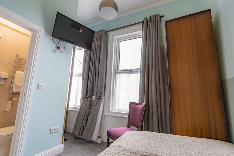Egans Guest House