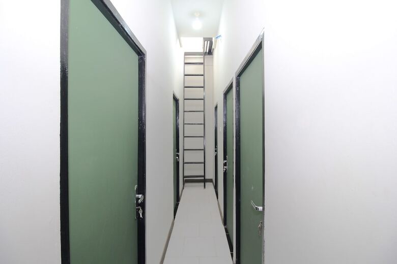 Kamar Keluarga Bandara V Syariah