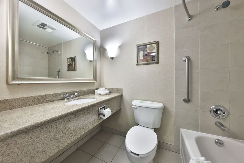 Hotel Admiral Inn Mississauga Toronto