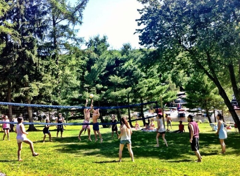 Hotel Lake Harmony Inn