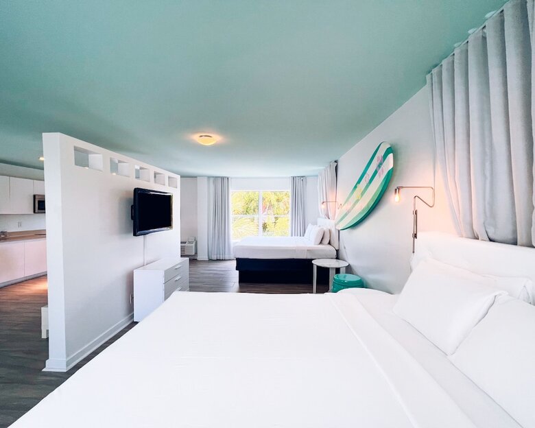 Aqua Hotel