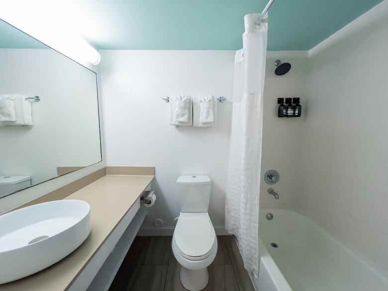 Aqua Hotel