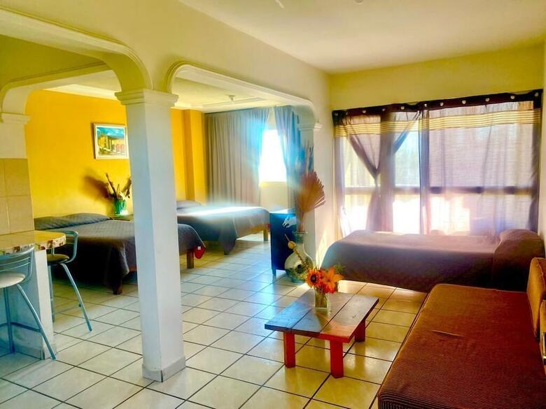 Hotel Paseo