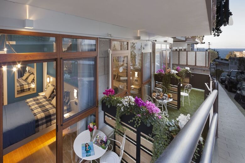 B&B Sorrento Queen