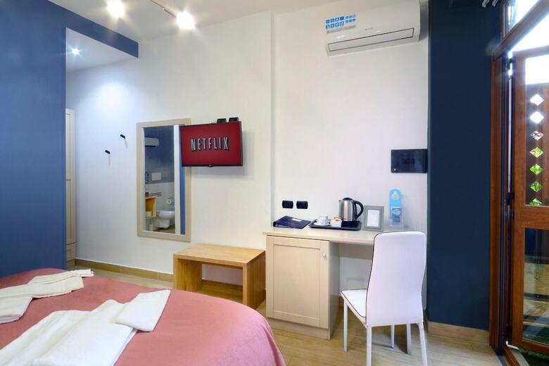 B&B Sorrento Queen
