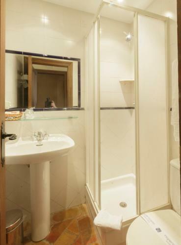 Hostal Hospederia Sagasta