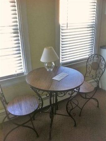 Carisbrooke Inn Bed & Breakfast