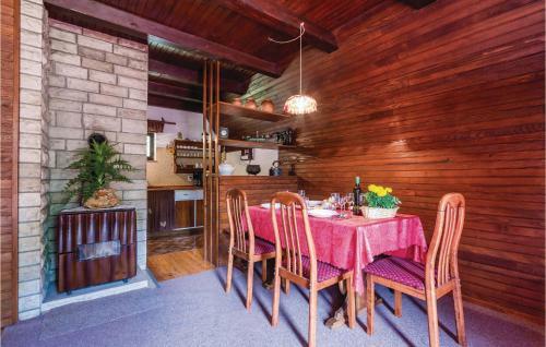 Holiday Home Cavle Qr-1822
