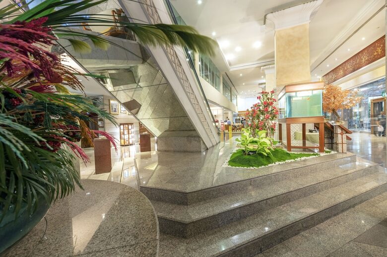 Hotel Ramada By Wyndham Bangkok Chaophya Park