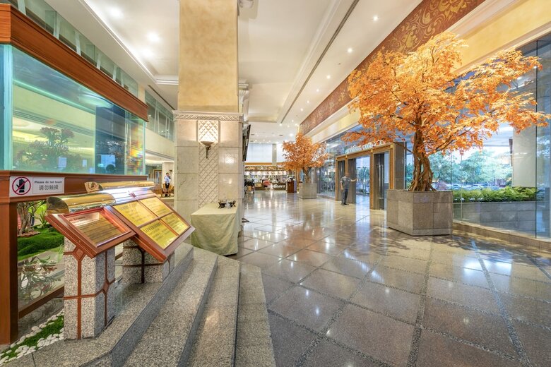 Hotel Ramada By Wyndham Bangkok Chaophya Park