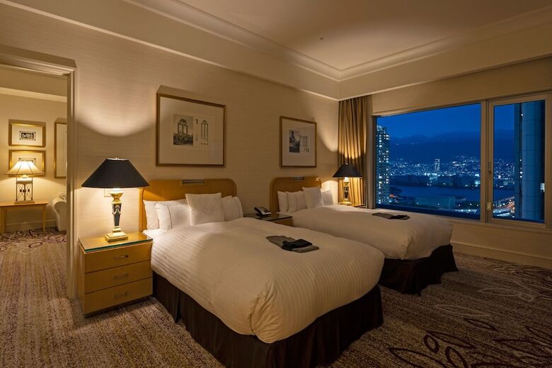 Kobe Bay Sheraton Hotel & Towers