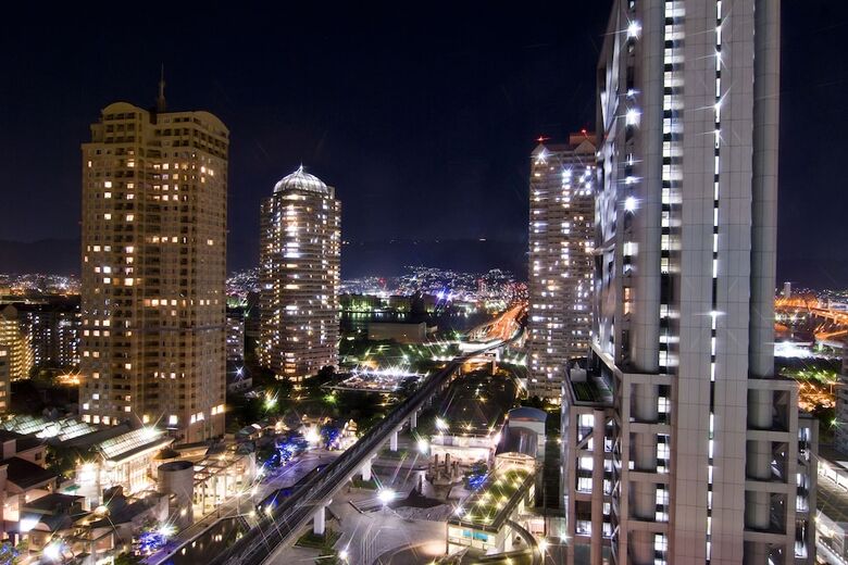 Kobe Bay Sheraton Hotel & Towers