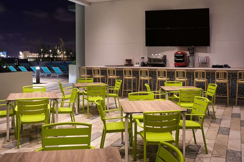 Hotel Tru By Hilton Fort Lauderdale Downtown