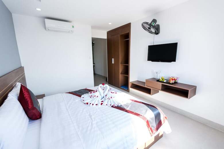 Vivian Hotel