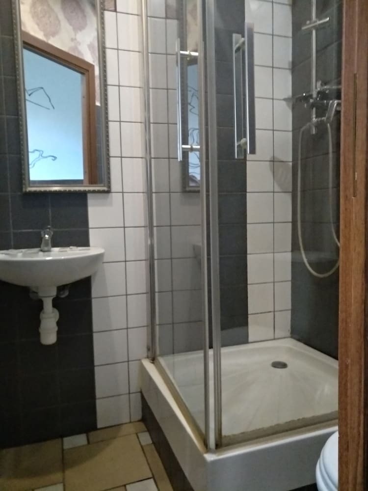 Hotel Atrium Guesthouse