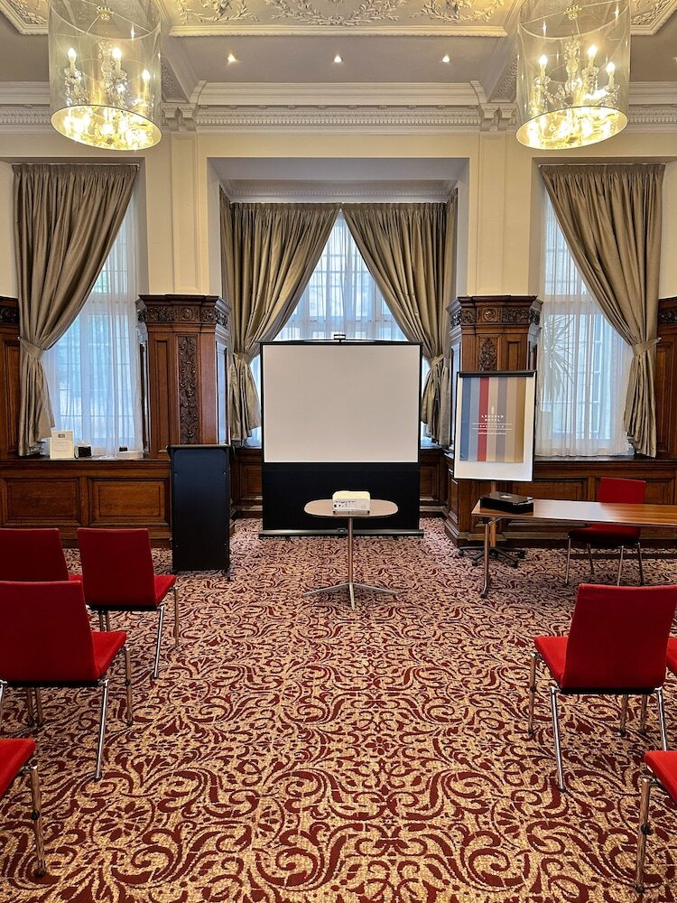 Leopold Hotel