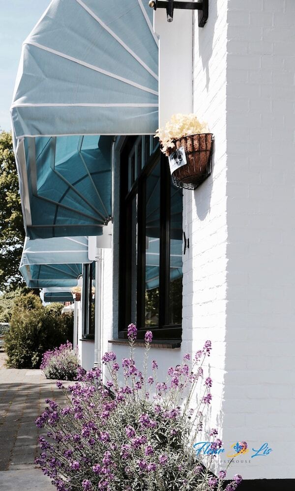 Guesthouse Fleur De Lis