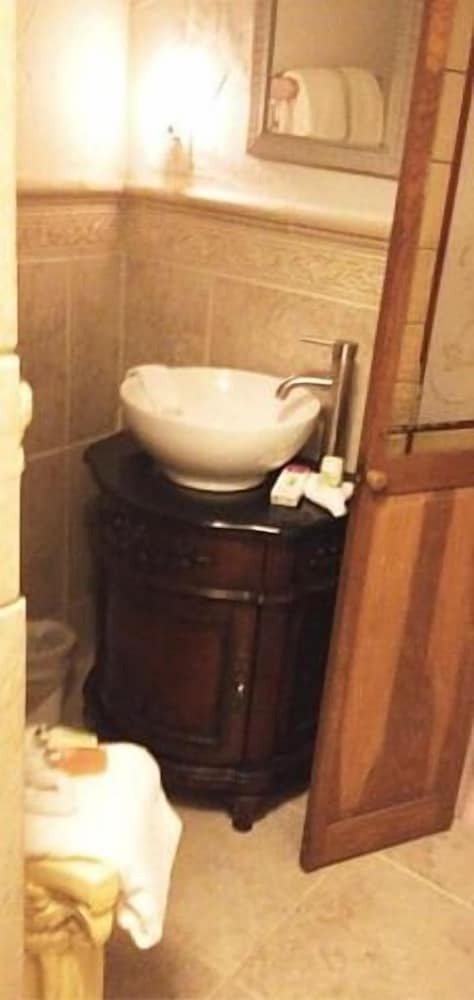 Cayuga�lake�inn Ithaca Hotel�alt