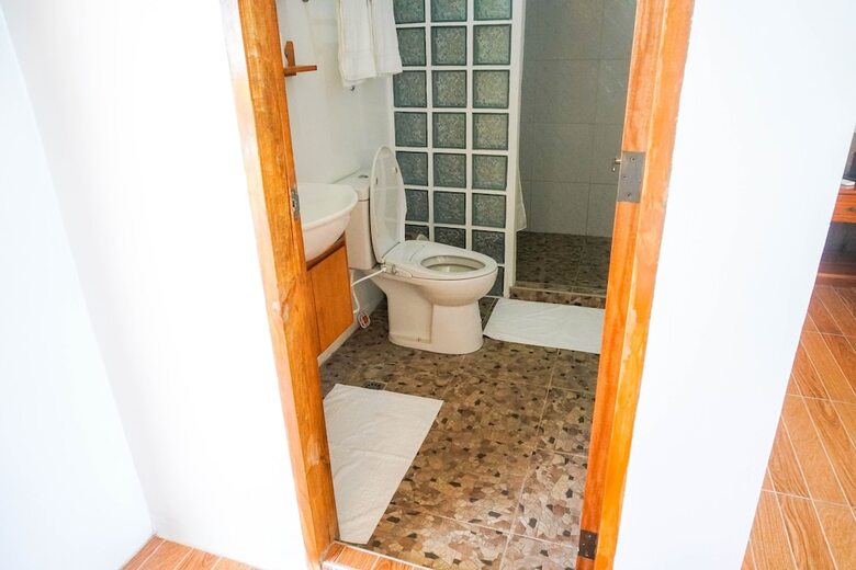 Hotel Little Mermaid Dive Resort By Cocotel