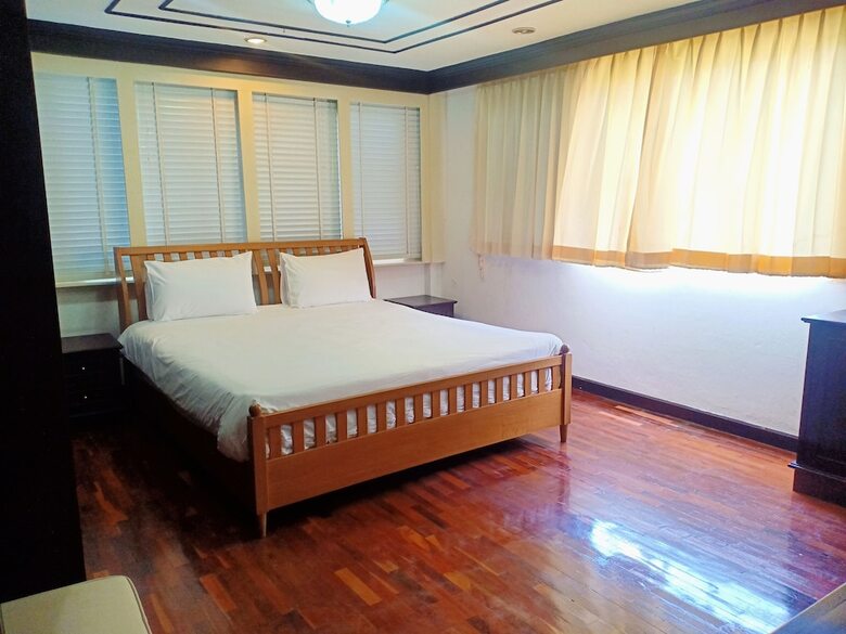 Hotel Supha Maison