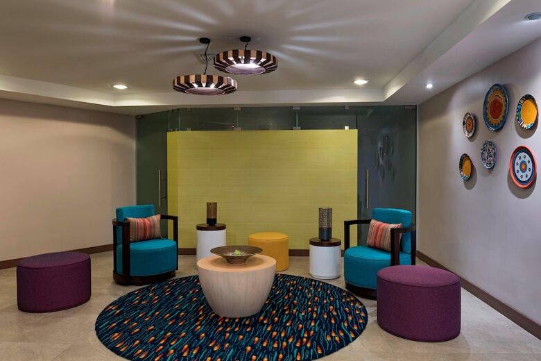 Hotel Fairfield By Marriott San Salvador