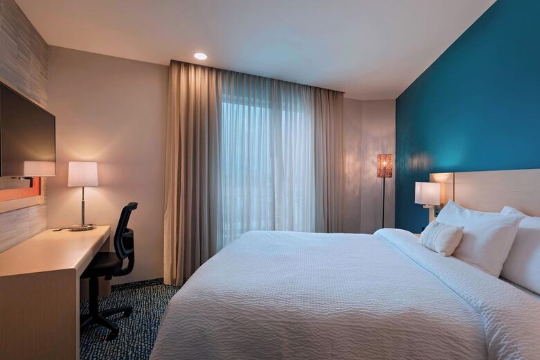 Hotel Fairfield By Marriott San Salvador