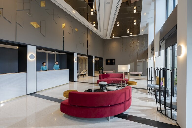 Centara Life Hotel Bangkok Phra Nakhon