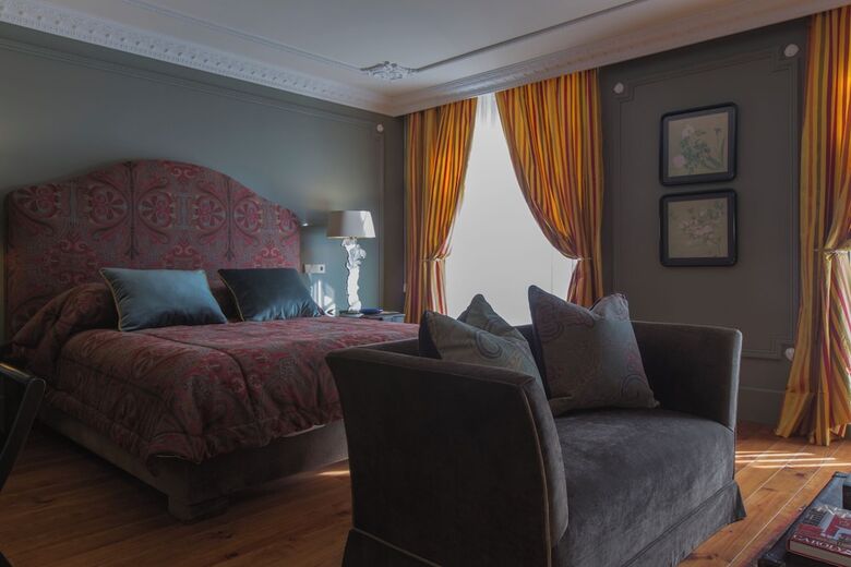 M Maison Particuli�re Porto