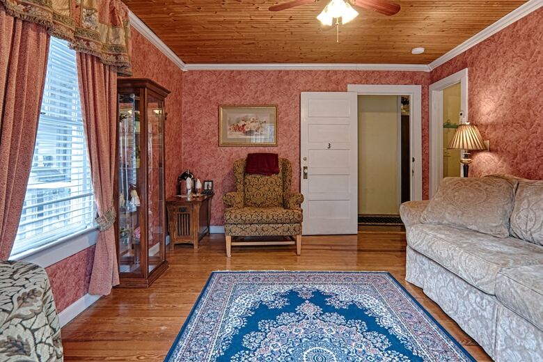 Bed & Breakfast Broad River Inn