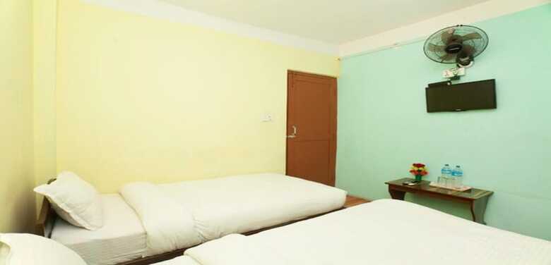 Merostay 261  Hotel Wall