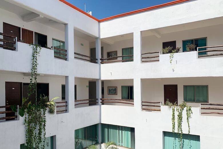 Hotel Pueblito Vallarta