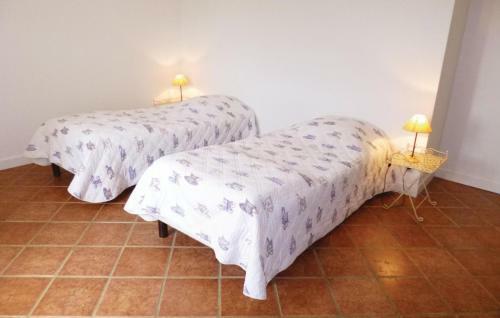 Holiday Home Les Pres H-765