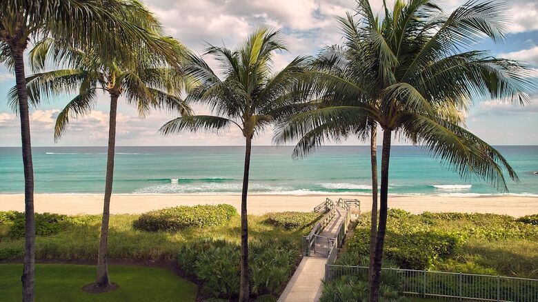 Tower At The Boca Raton