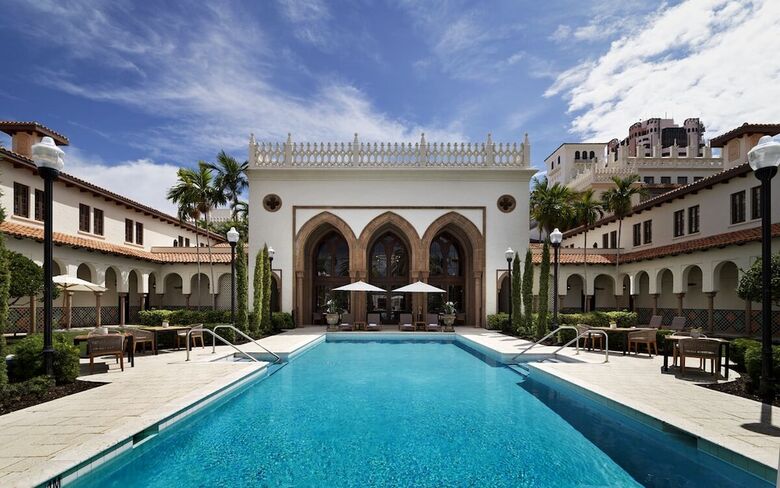 Tower At The Boca Raton