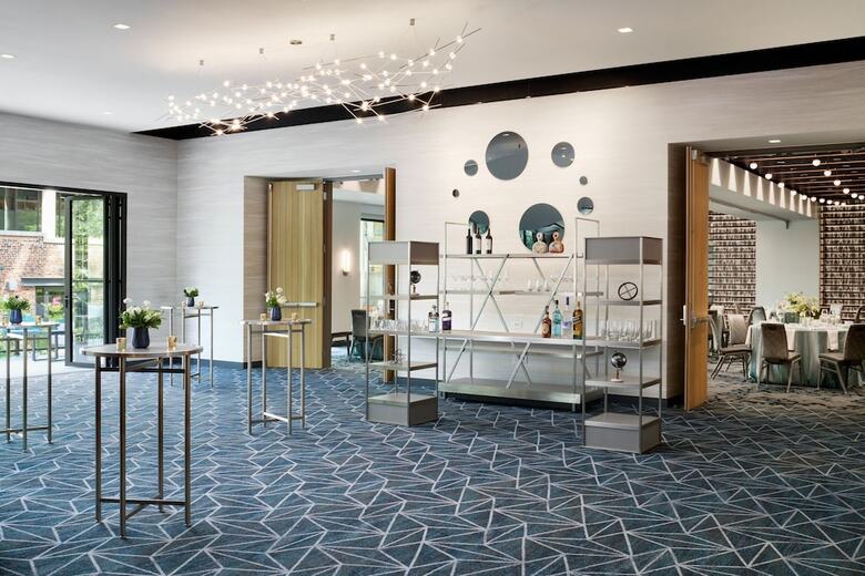 Astra Hotel, Seattle, A Tribute Portfolio Hotel By Marriott