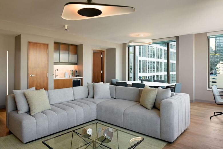 Astra Hotel, Seattle, A Tribute Portfolio Hotel By Marriott