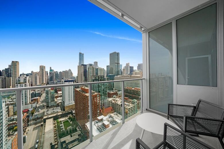 Hotel Level Chicago - River North