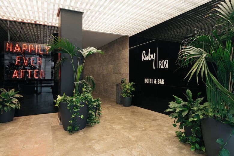 Ruby Rosi Hotel Munich